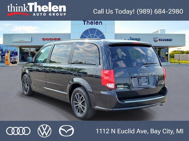 Used 2016 Dodge Grand Caravan R/T FWD image 3