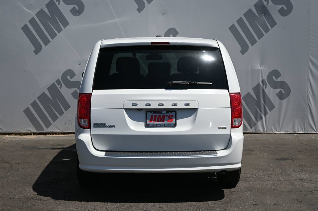 Used 2019 Dodge Grand Caravan SE w/ UConnect Hands-Free Group FWD image 6