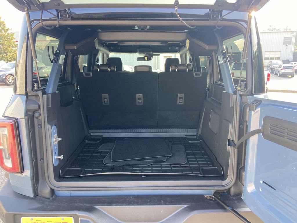 Used 2025 Ford Bronco Outer Banks AWD/4WD image 9