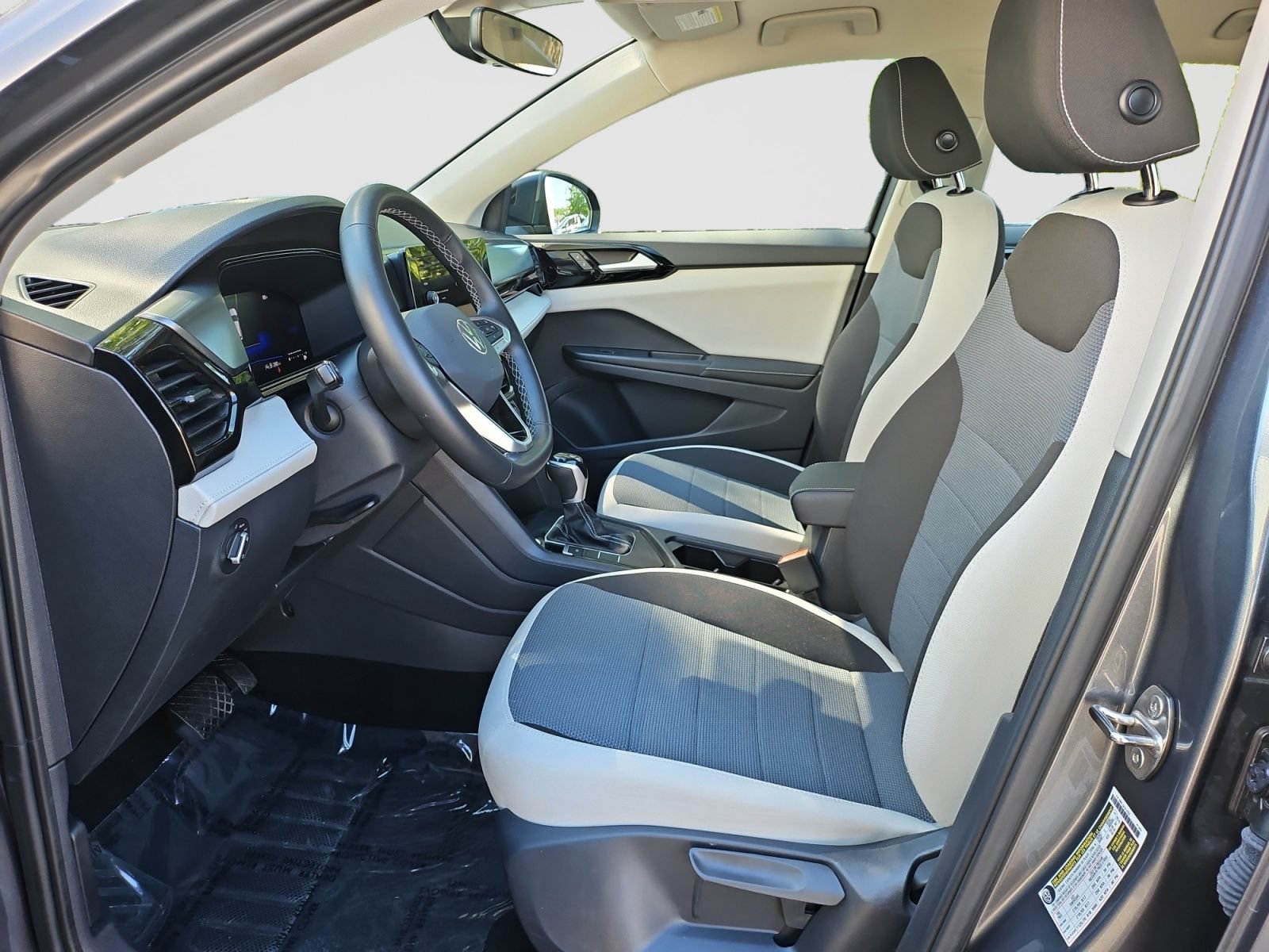 Used 2025 Volkswagen Taos S FWD image 20