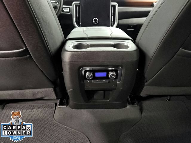 Used 2025 GMC Yukon Denali AWD/4WD image 36