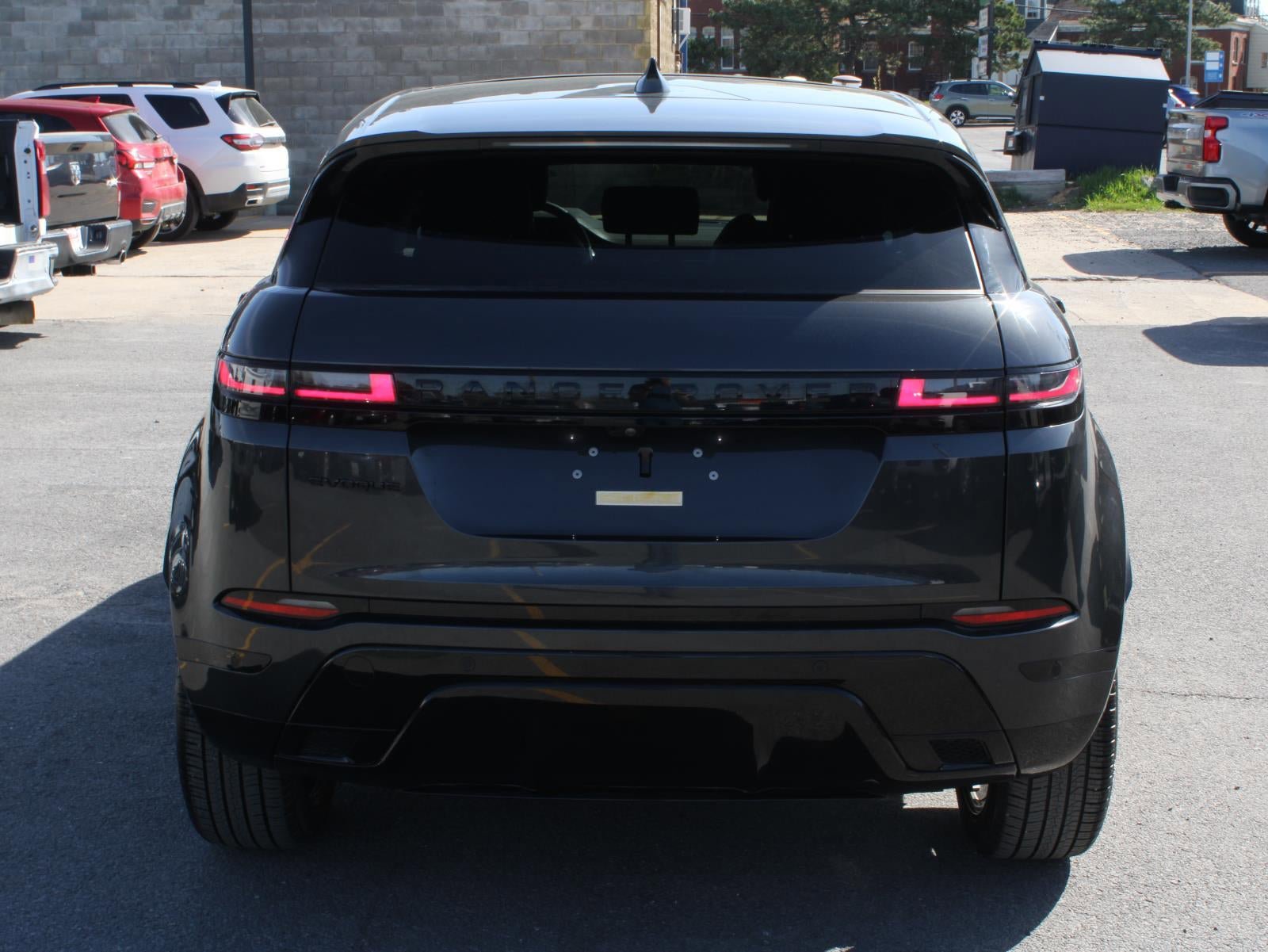 Used 2024 Land Rover Range Rover Evoque Dynamic SE AWD/4WD image 6