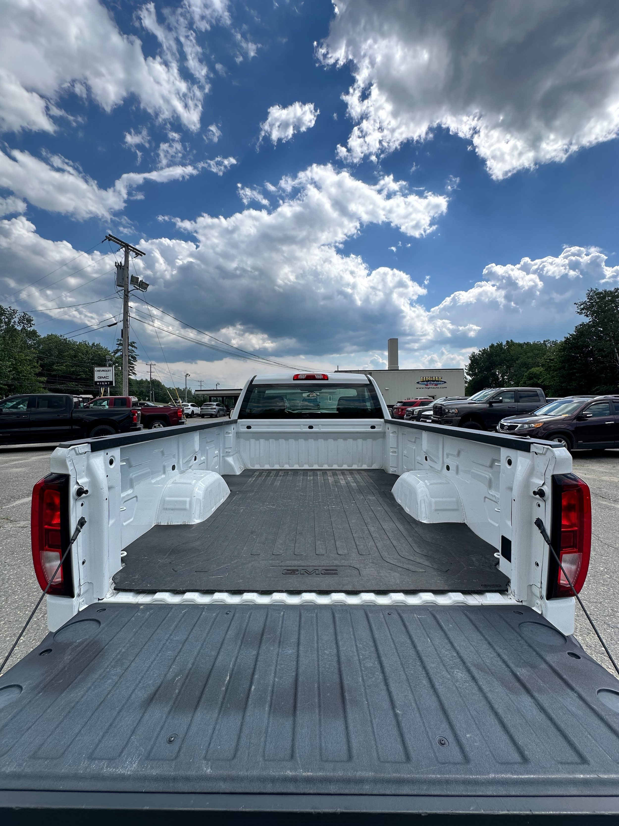 Used 2022 GMC Sierra 1500 Pro w/ Snow Plow Prep Package AWD/4WD image 9