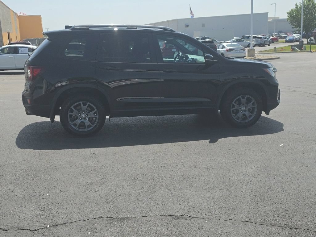 Certified 2025 Honda Passport TrailSport image 10