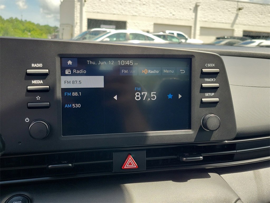 Used 2025 Hyundai Elantra Sport image 21