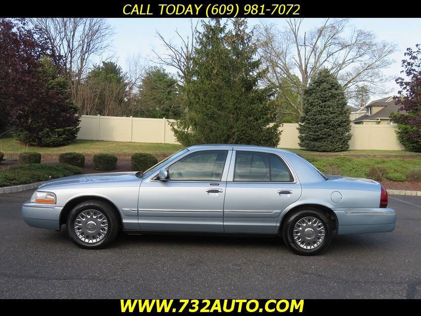 Used 2004 Mercury Grand Marquis GS RWD image 2