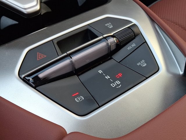New 2027 BMW iX3 50 xDrive AWD/4WD image 13