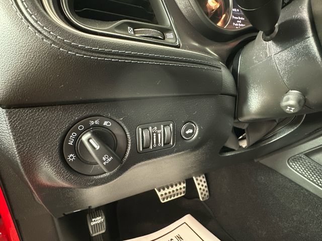 Used 2022 Dodge Challenger R/T Scat Pack w/ Plus Package RWD image 19