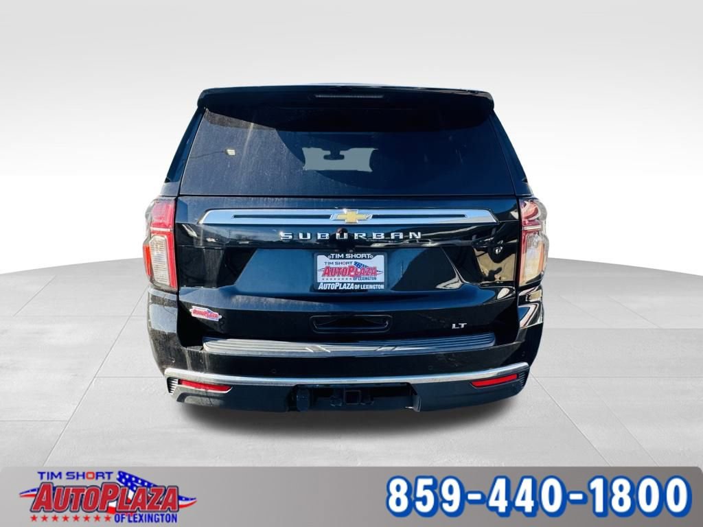Used 2022 Chevrolet Suburban LT w/ Luxury Package image 12