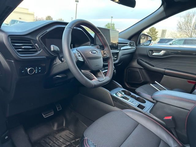 Used 2023 Ford Escape ST-Line w/ Tech Pack #1 image 5