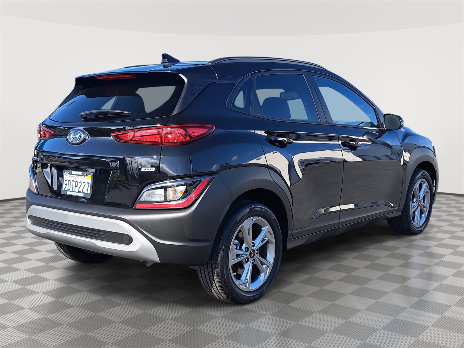 Used 2023 Hyundai Kona SEL w/ Cargo Package image 5