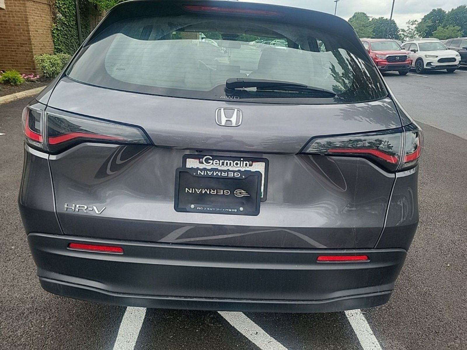 Used 2024 Honda HR-V LX image 8