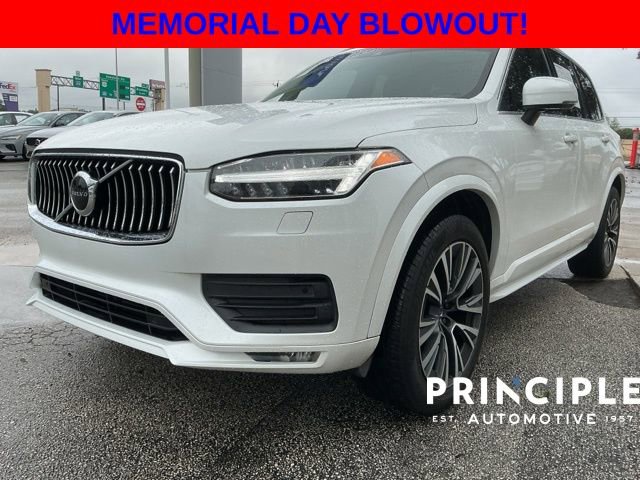 Used 2021 Volvo XC90 T5 Momentum w/ Protection Package Premier FWD image 4
