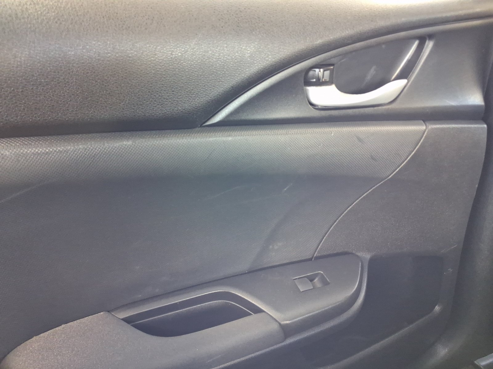 Used 2020 Honda Insight EX image 18