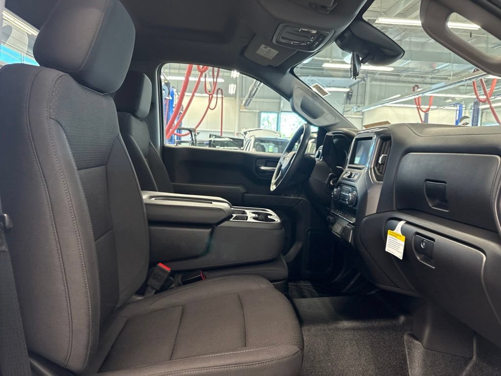 Used 2025 Chevrolet Silverado 1500 W/T w/ WT Value Package AWD/4WD image 12