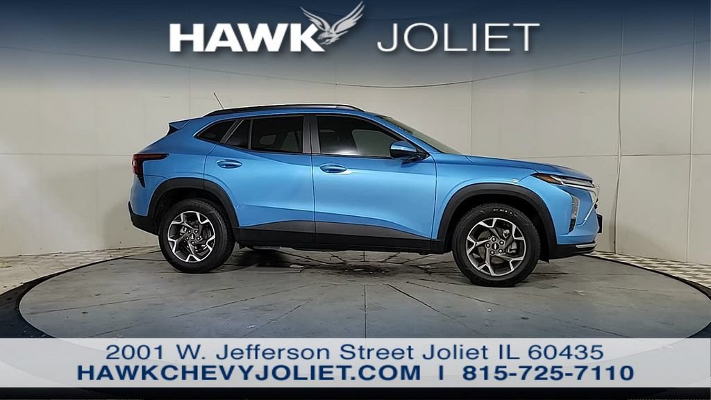 Used 2025 Chevrolet Trax LT w/ Driver Confidence Package FWD image 8