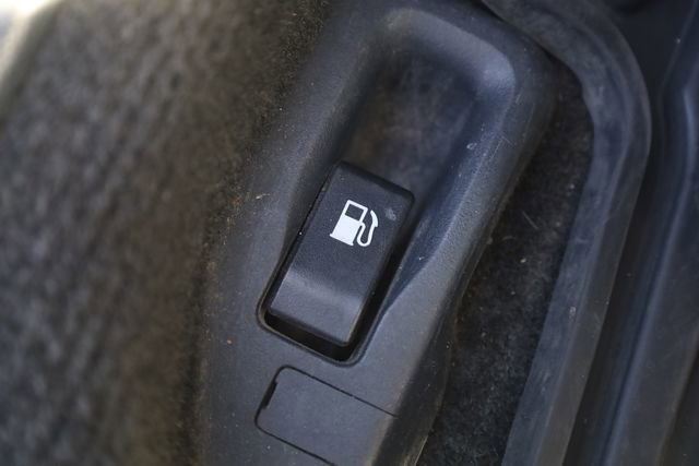 Used 2011 Subaru Outback 2.5i image 15