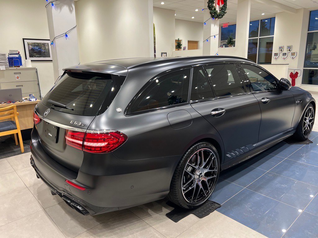 Used 2023 Mercedes-Benz E 63 AMG S image 2