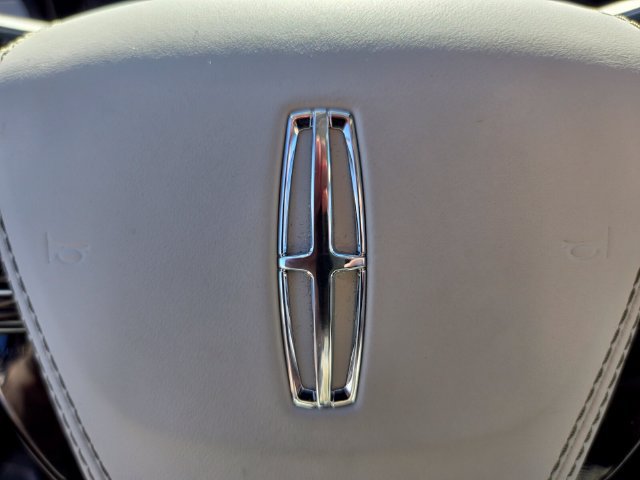 Used 2025 Lincoln Aviator Reserve w/ Illumination Package AWD/4WD image 34