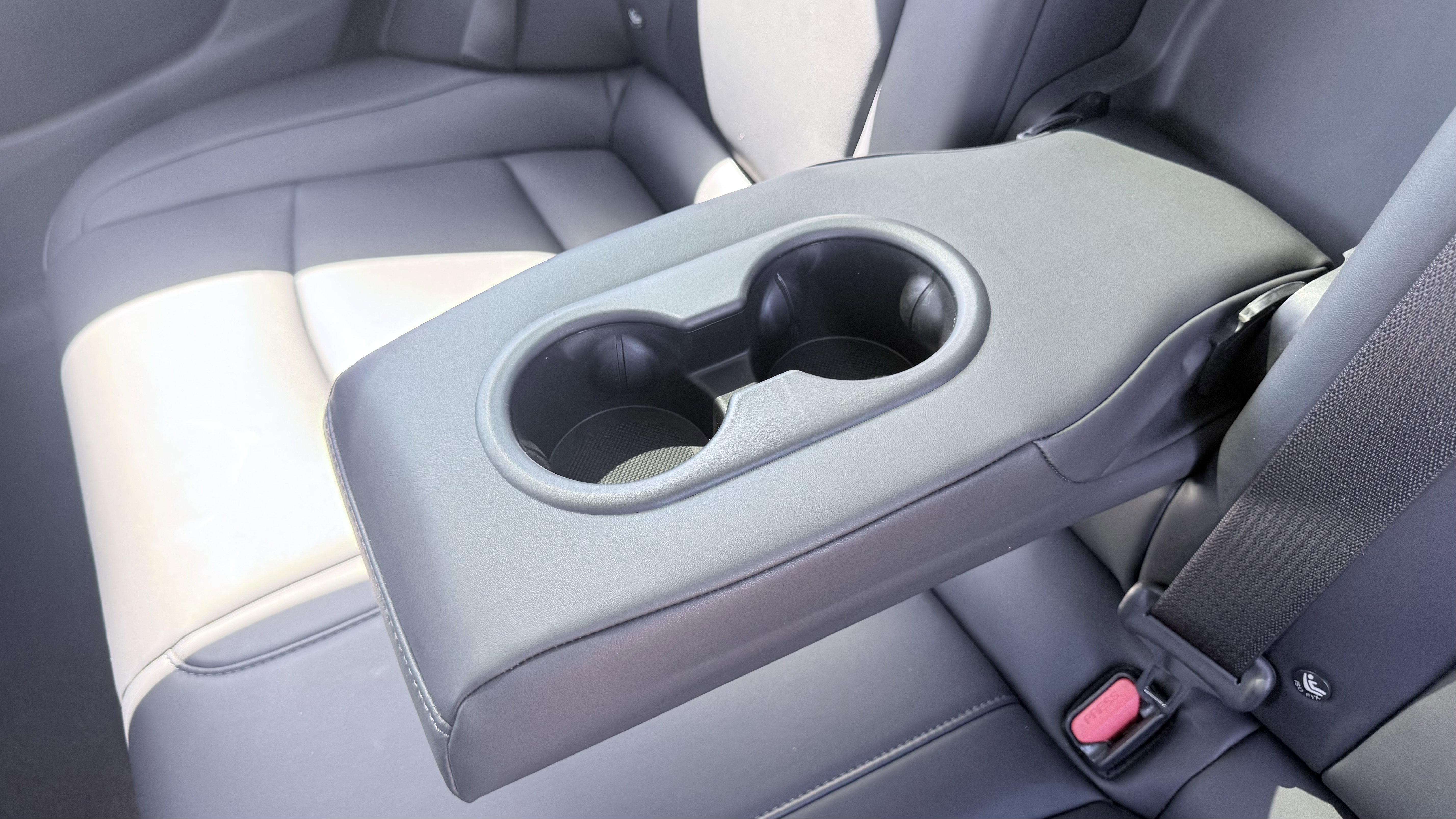 Used 2018 Tesla Model 3 Long Range image 38