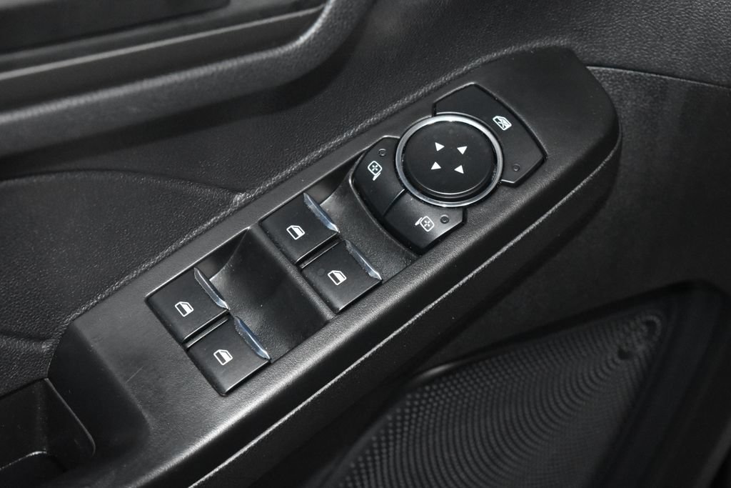Used 2025 Ford Escape Active AWD/4WD image 5