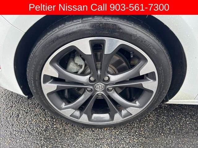 Used 2019 Buick Cascada Premium image 9