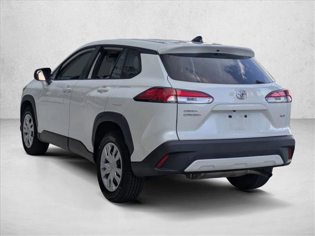 Used 2022 Toyota Corolla Cross L AWD/4WD image 7