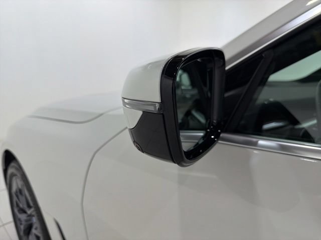 Certified 2023 BMW i4 eDrive35 w/ Premium Package RWD image 9