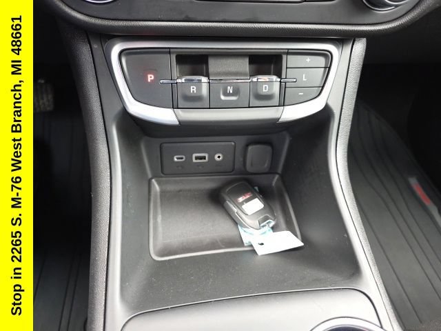 Used 2024 GMC Terrain SLE w/ Driver Convenience Package AWD/4WD image 24