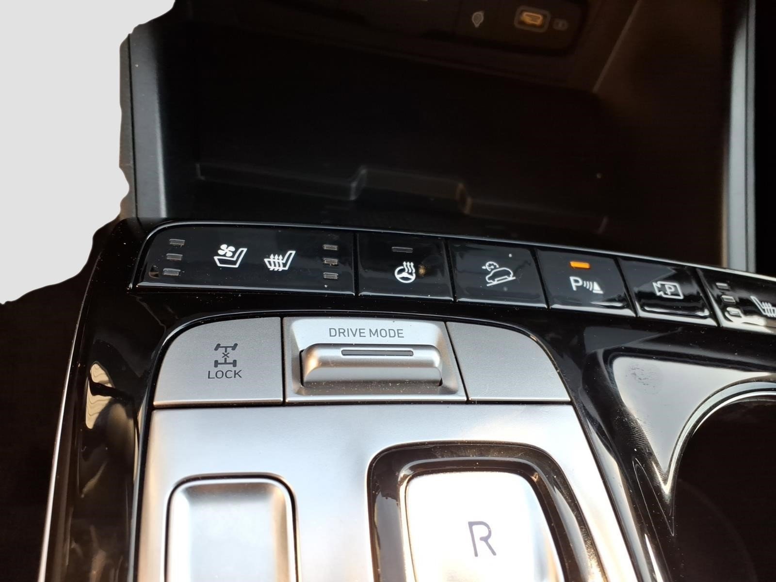 Used 2024 Hyundai Tucson Limited AWD/4WD image 19