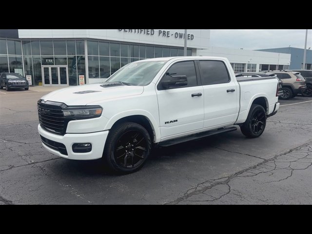 Used 2025 RAM 1500 Laramie w/ Night Edition AWD/4WD image 4