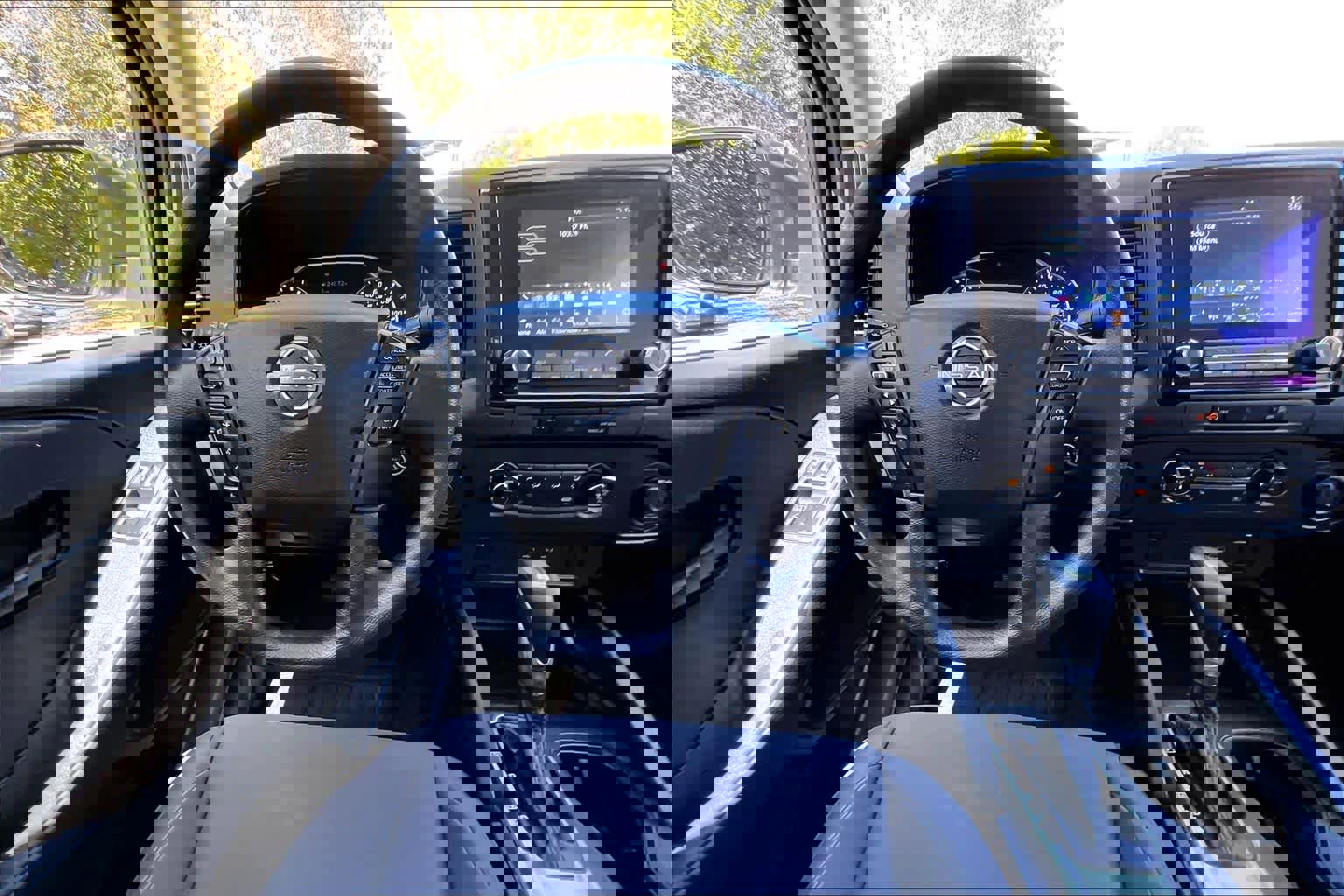 Used 2024 Nissan Frontier S image 6