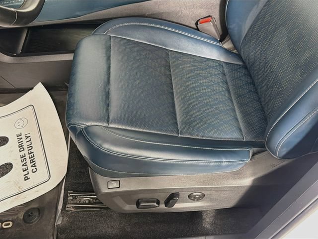 Used 2025 Nissan Murano Platinum AWD/4WD image 19