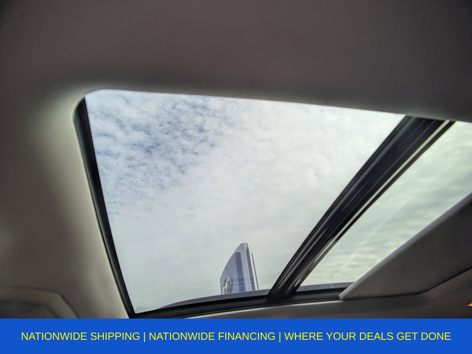 Used 2022 Subaru Ascent Limited w/ Technology Package image 19