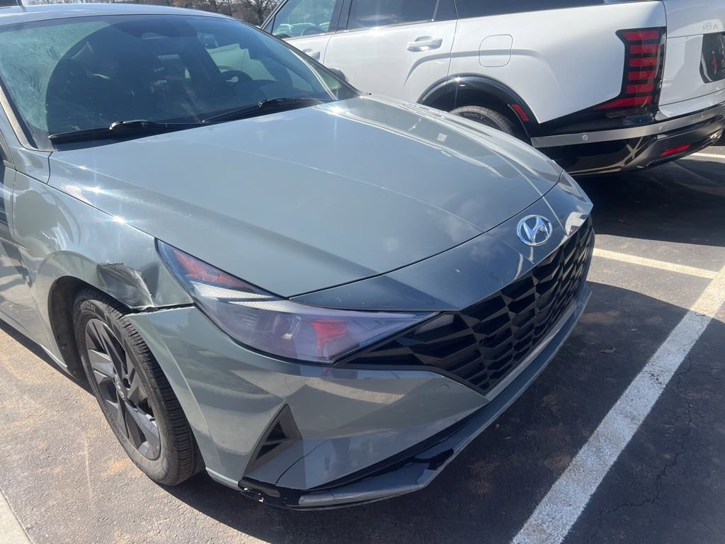 Used 2021 Hyundai Elantra SEL w/ Cargo Package image 8