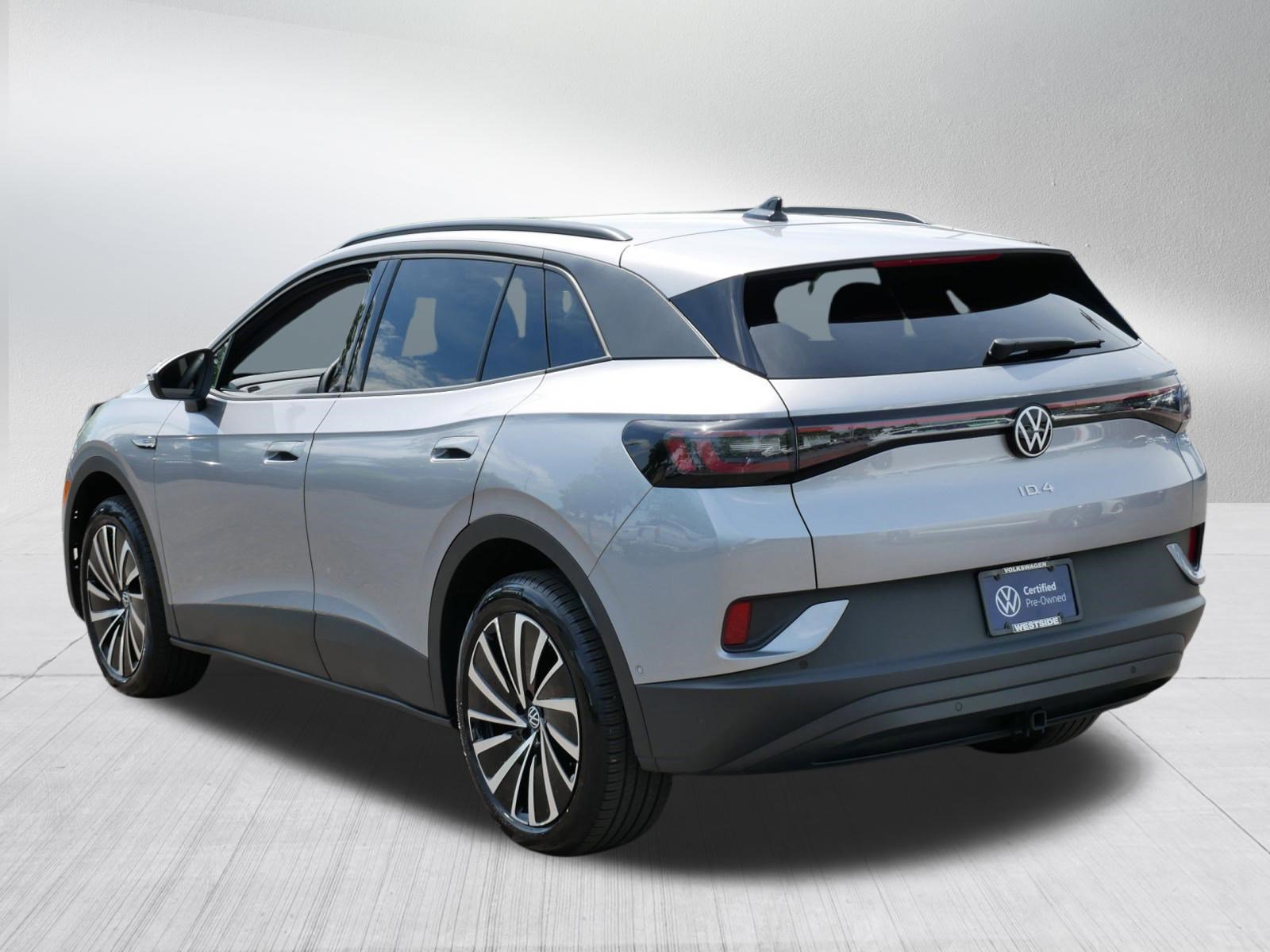 Used 2024 Volkswagen ID.4 Pro AWD/4WD image 5