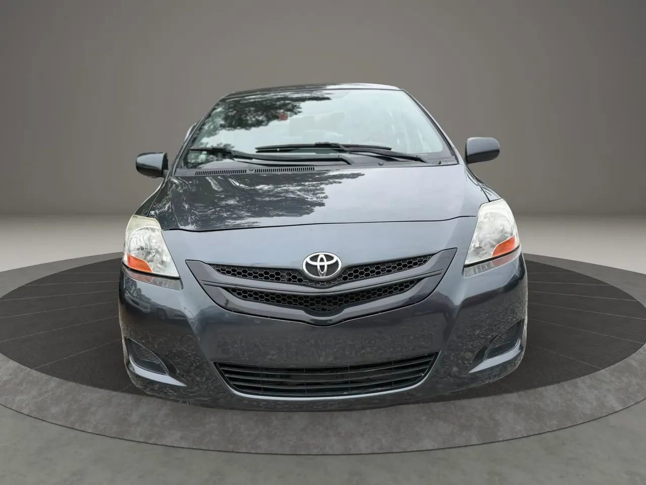 Used 2007 Toyota Yaris S FWD image 2