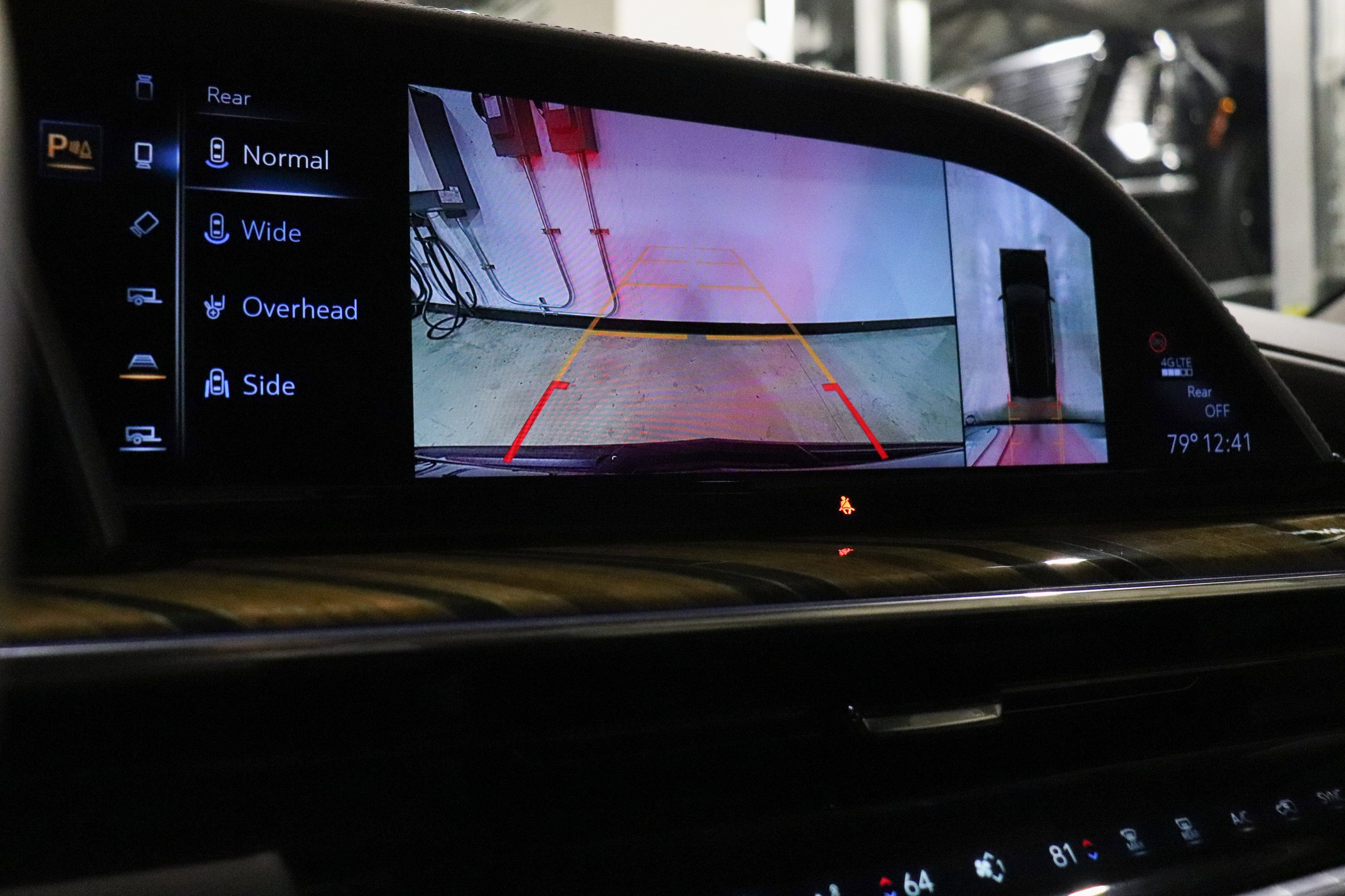 Used 2022 Cadillac Escalade ESV Sport Platinum image 40