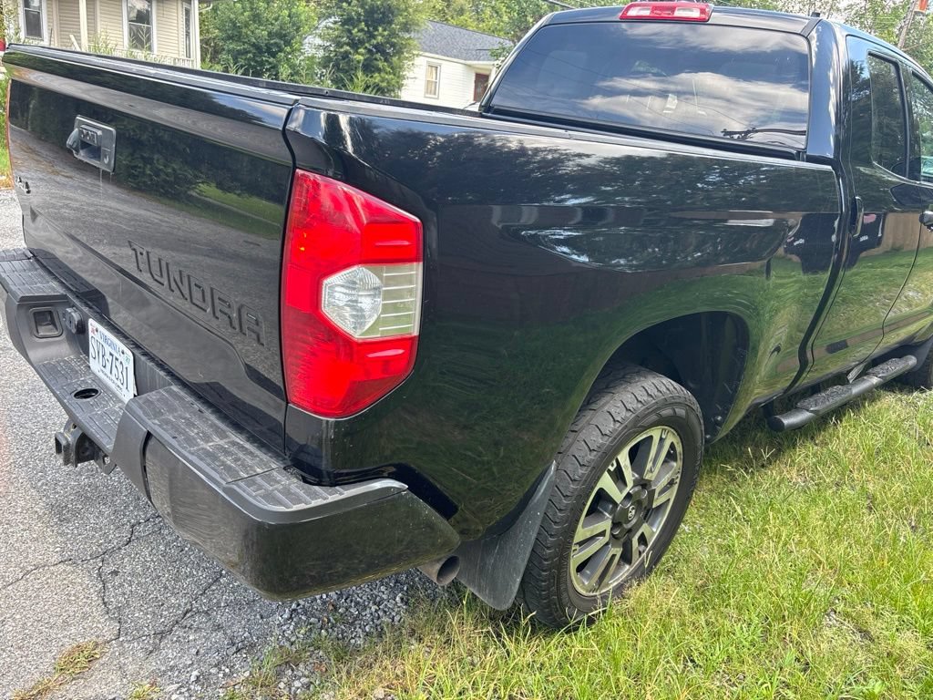 Used 2021 Toyota Tundra SR AWD/4WD image 9