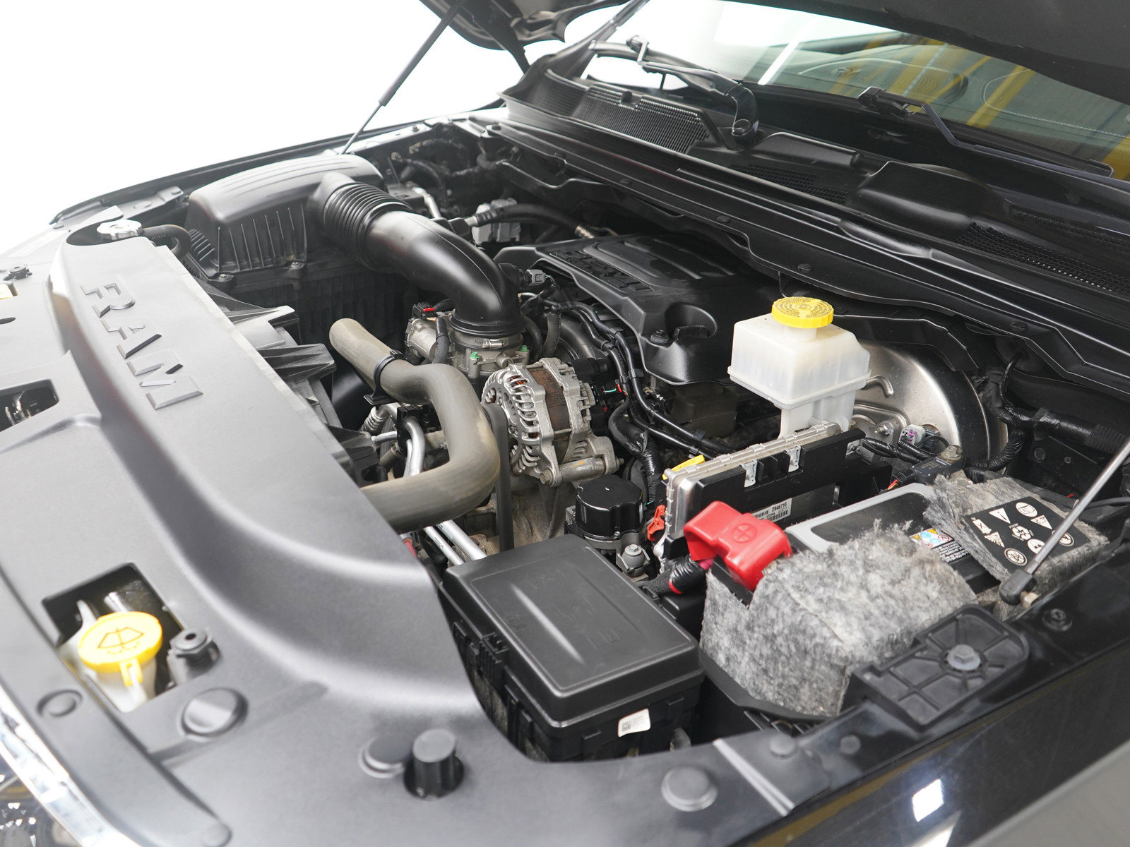 Used 2019 RAM 1500 Limited image 31