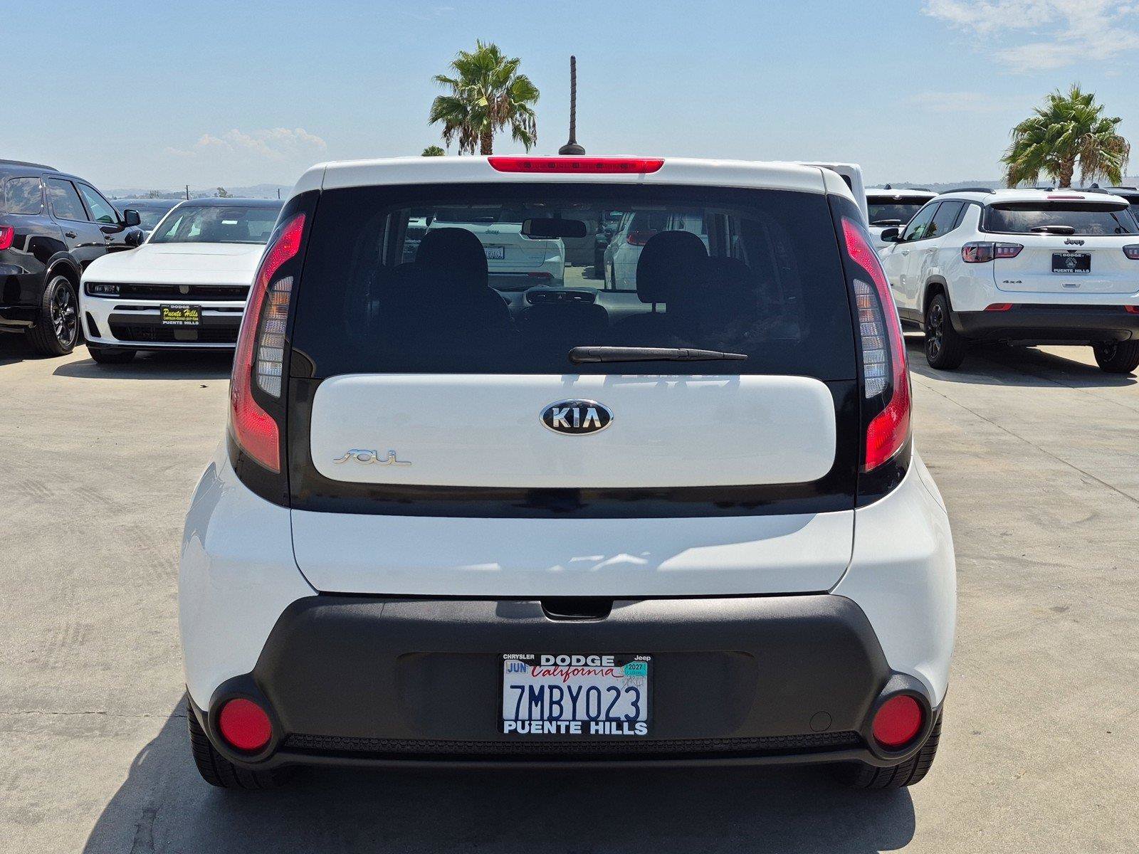 Used 2015 Kia Soul FWD image 5