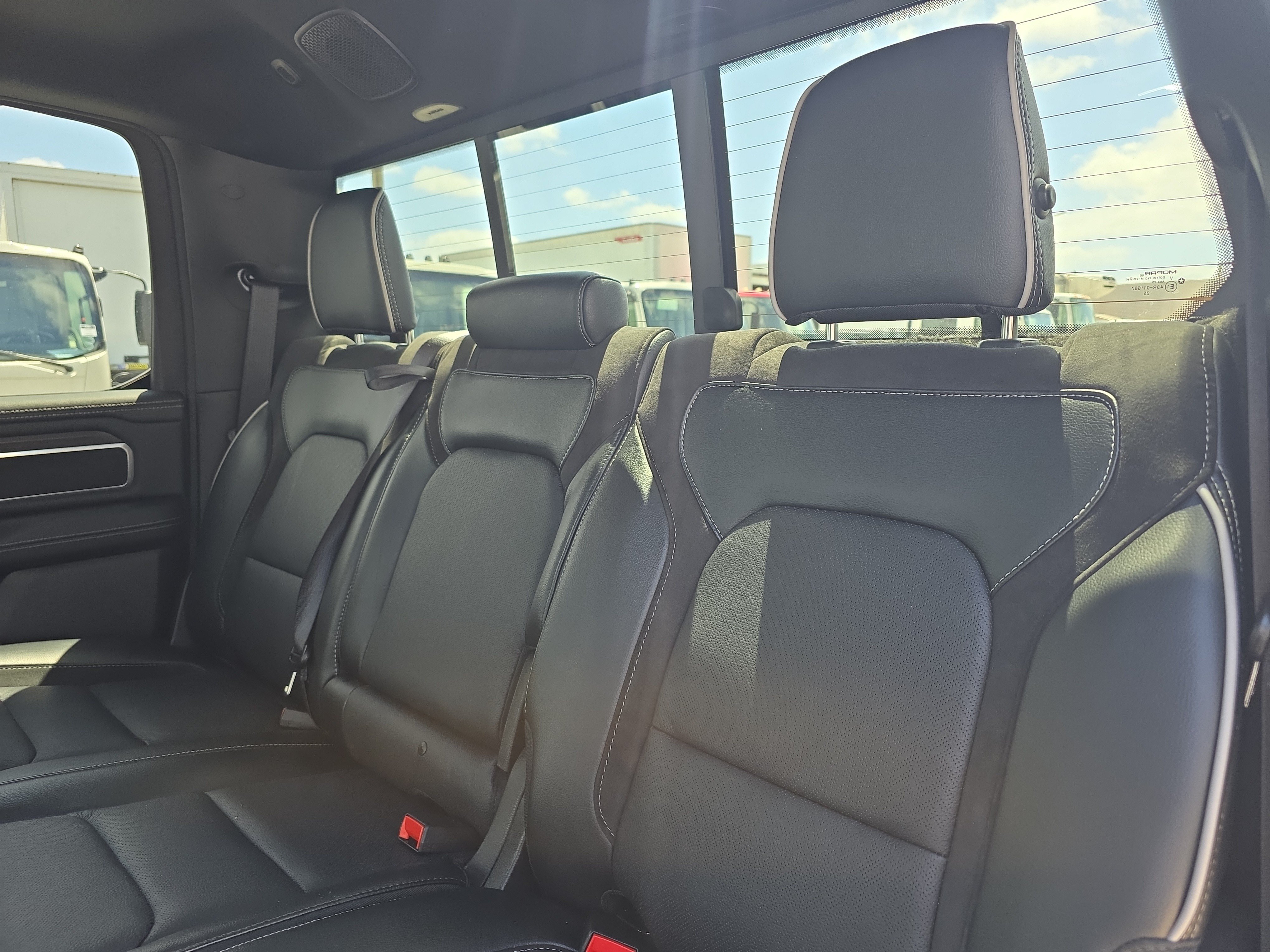Used 2026 RAM 1500 Laramie AWD/4WD image 15