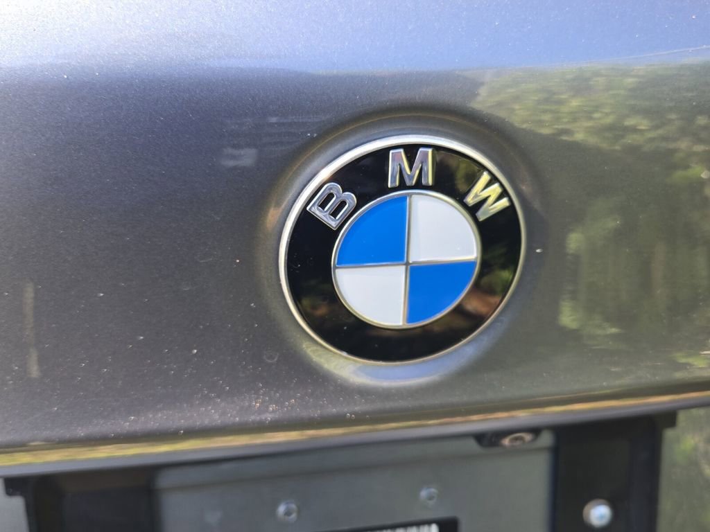 Used 2018 BMW 530e RWD image 7