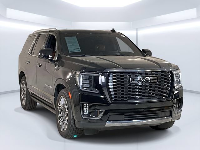 Used 2023 GMC Yukon Denali Ultimate AWD/4WD image 9