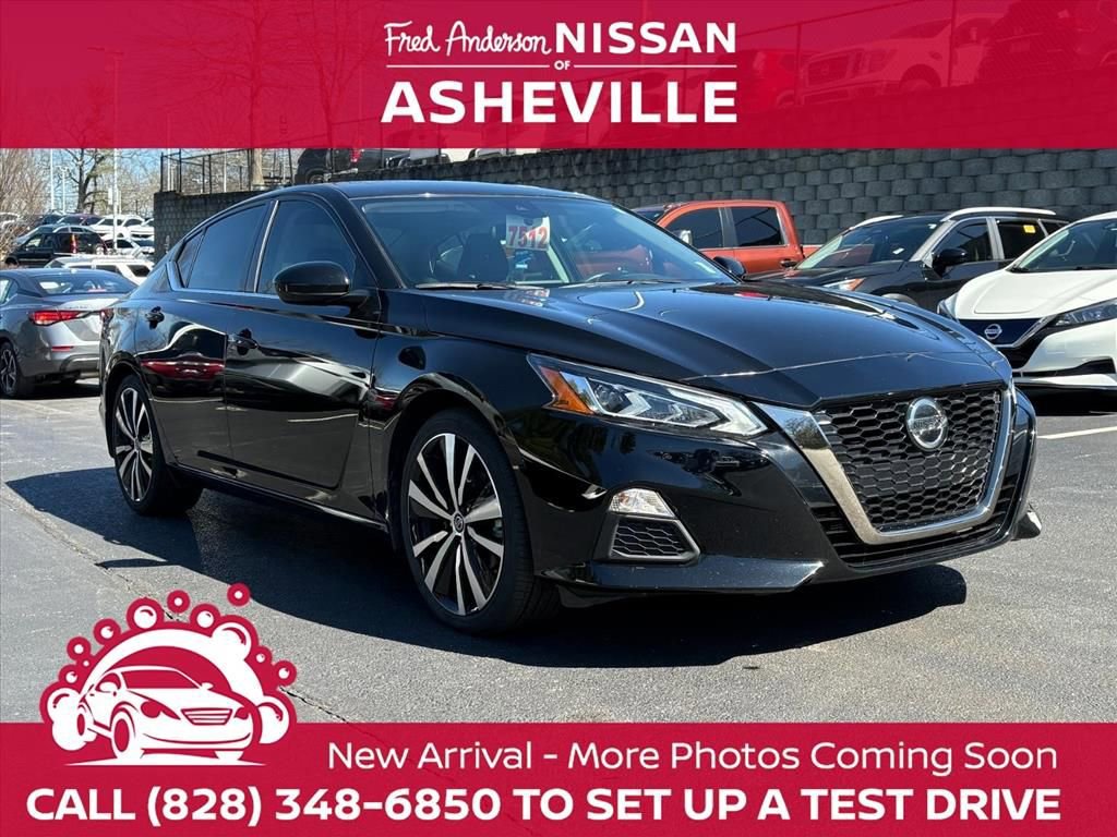Used 2022 Nissan Altima 2.5 SR