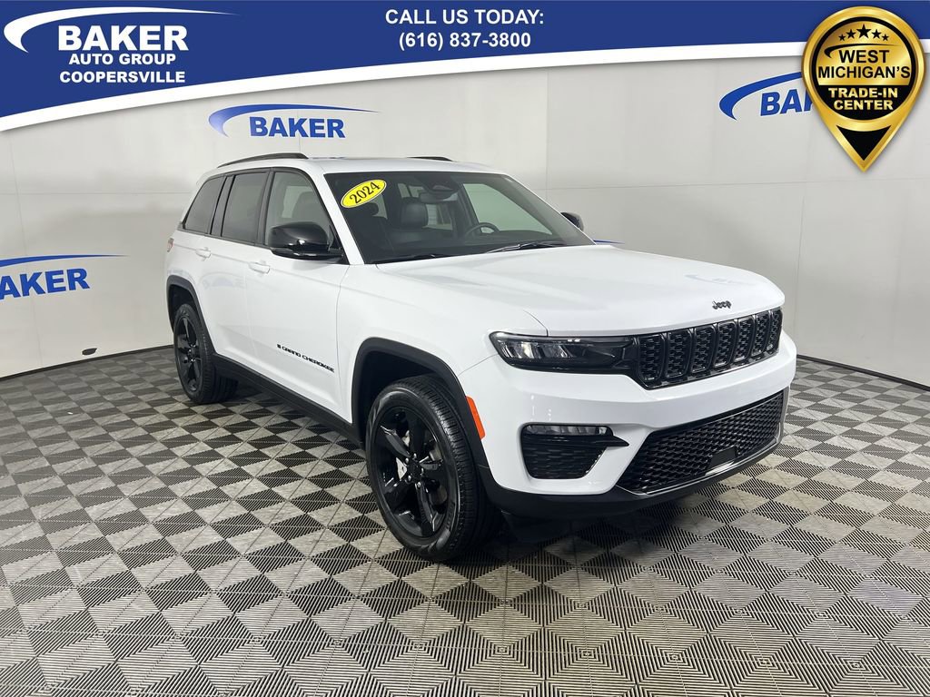 Used 2024 Jeep Grand Cherokee Limited w/ Black Appearance Package image 2