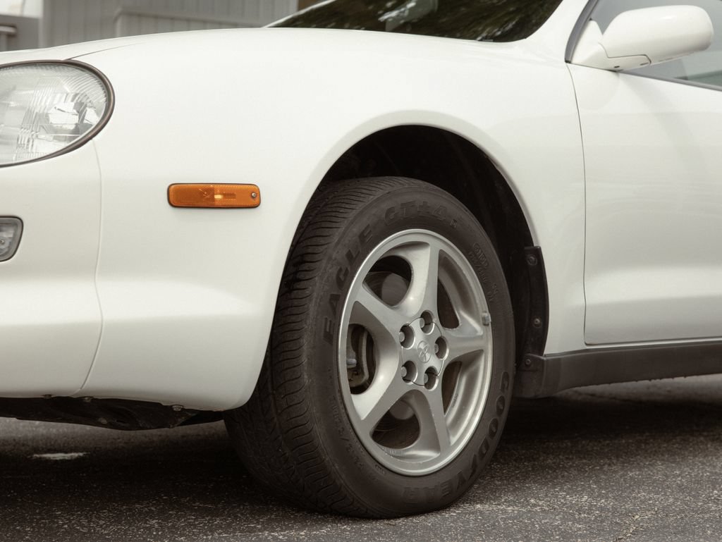 Used 1999 Toyota Celica GT w/ Upgrade Value Pkg FWD image 9