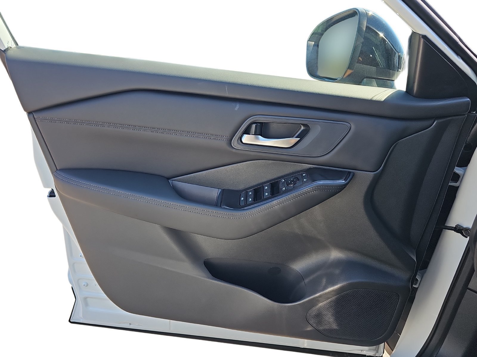 New 2027 Nissan Rogue Dark Armor FWD image 26