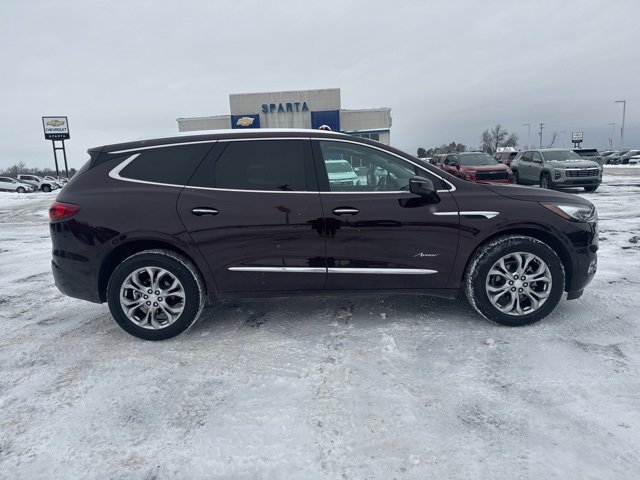 Used 2021 Buick Enclave Avenir w/ Avenir Technology Package image 2