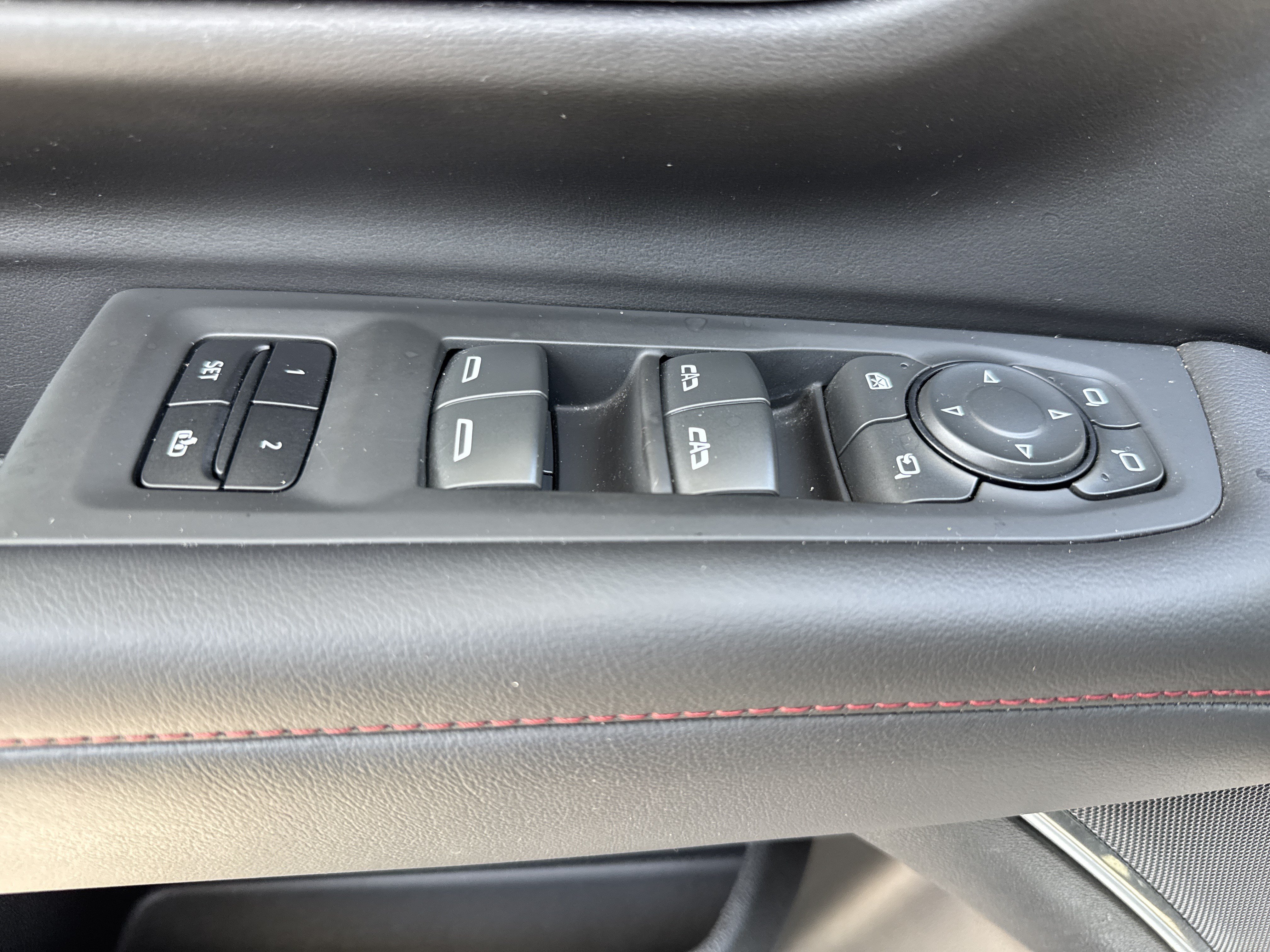Used 2023 Chevrolet Tahoe RST w/ Luxury Package AWD/4WD image 15
